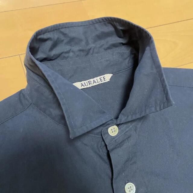 AURALEE(オーラリー)のAuralee Navy シャツ メンズのトップス(シャツ)の商品写真