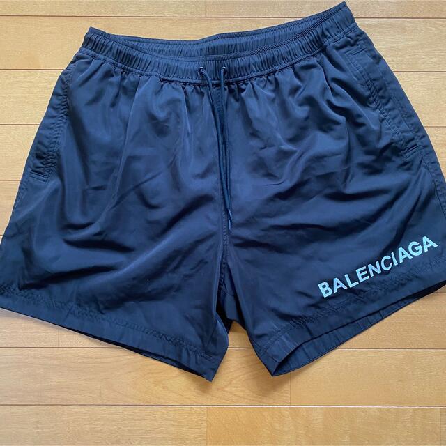 Balenciaga(バレンシアガ)のバレンシアガ　スイムパンツ　Lサイズ　インナー付き　黒　美品！ メンズのパンツ(ショートパンツ)の商品写真