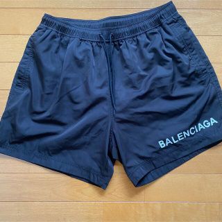 バレンシアガ(Balenciaga)のバレンシアガ　スイムパンツ　Lサイズ　インナー付き　黒　美品！(ショートパンツ)