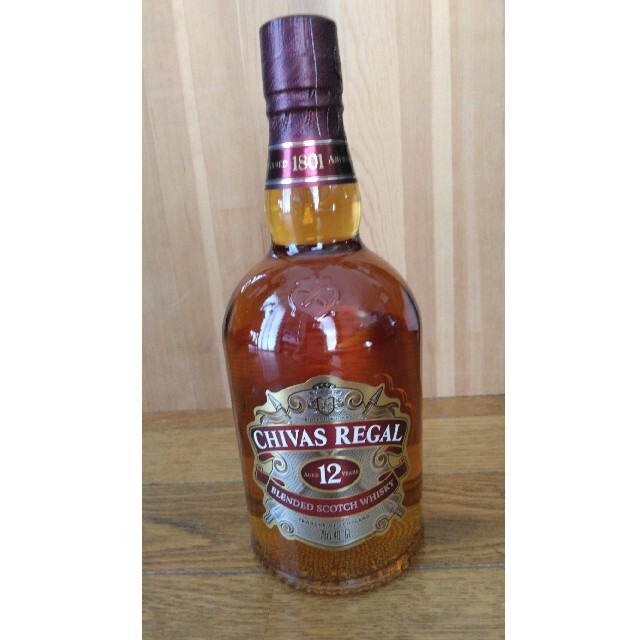 REGAL(リーガル)のけいたん様専用⭐シーバス　リーガル　12年700ml 食品/飲料/酒の酒(ウイスキー)の商品写真