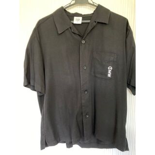 ジーユー(GU)のオープンカラーシャツ　M　黒　SOPH. × GU 1MW 20SSコラボ(シャツ)