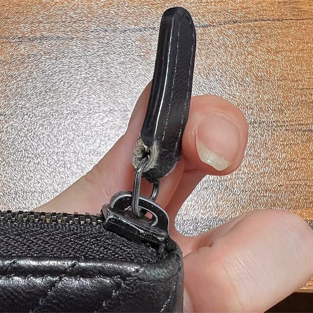 超美品 CHANEL Vステッチ シェブロン ラウンドファスナー 長財布