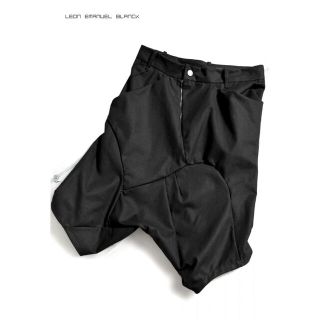 キャロルクリスチャンポエル(Carol Christian Poell)のタグ付き LEON EMANUEL BLANCK  ショーツ SHORTS(ショートパンツ)