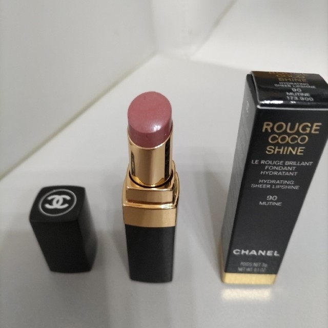Chanel Rouge Coco Shine Hydrating Sheer Lipshine 90 Mutine