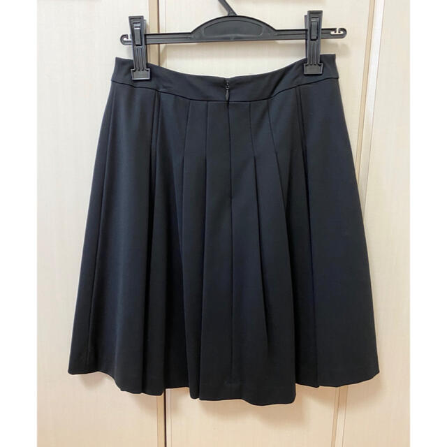CLEAR IMPRESSION(クリアインプレッション)のCLEAR IMPRESSION＊黒プリーツスカート レディースのスカート(ひざ丈スカート)の商品写真