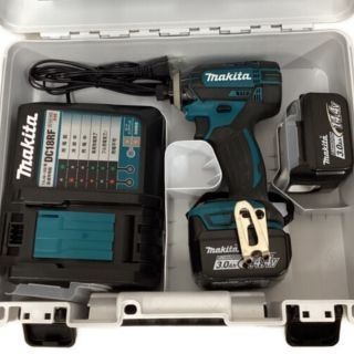 マキタ(Makita)の◇◇MAKITA インパクトドライバ　充電器・充電池2個・ケース付 TD138D(工具)