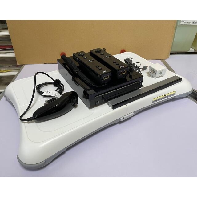 Wii 本体＋バランスボード　美品 任天堂 Wii