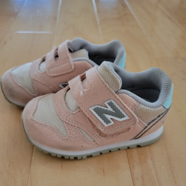 New Balance(ニューバランス)のnew balance373スニーカー キッズ/ベビー/マタニティのキッズ靴/シューズ(15cm~)(スニーカー)の商品写真