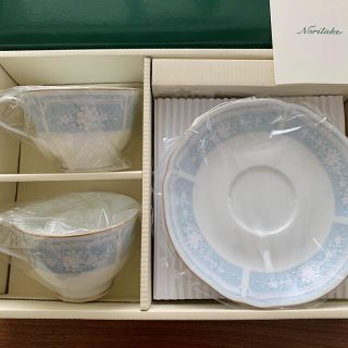 ノリタケ(Noritake)の【新品未使用】ノリタケ レースウッドゴールド ティー•コーヒー碗皿ペア(食器)