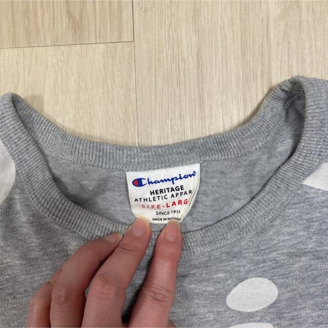 Champion(チャンピオン)のchampion Tシャツ　L メンズのトップス(Tシャツ/カットソー(半袖/袖なし))の商品写真