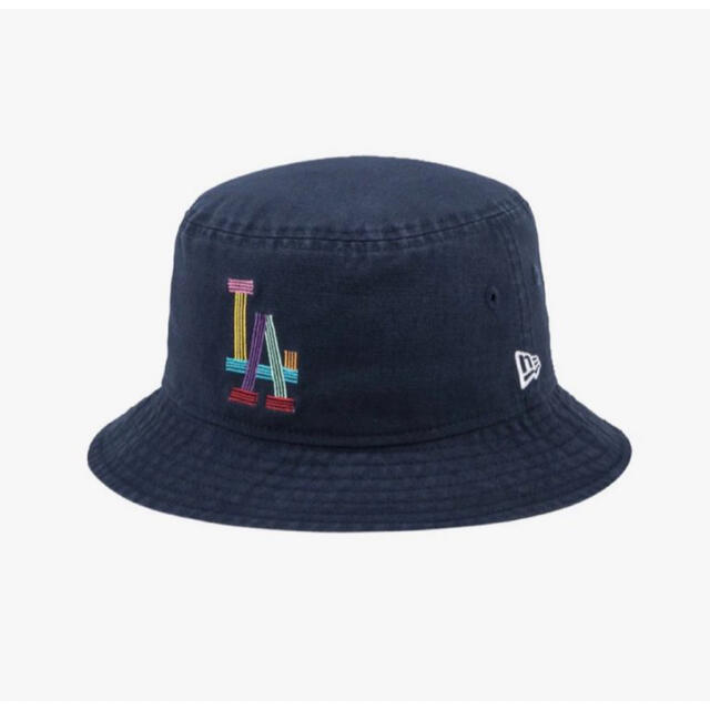 NEW ERA(ニューエラー)のM/L 新品　正規品　BTS x NEW ERA x MLB BUCKET01  メンズの帽子(ハット)の商品写真