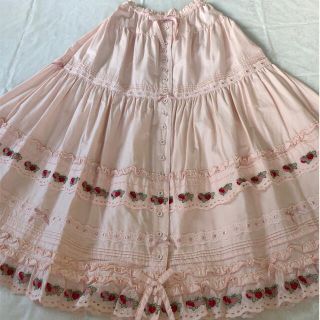 ピンクハウス(PINK HOUSE)のピンクハウス♡【未着用】いちご🍓レース使用のかわいいロングスカート♡(ロングスカート)