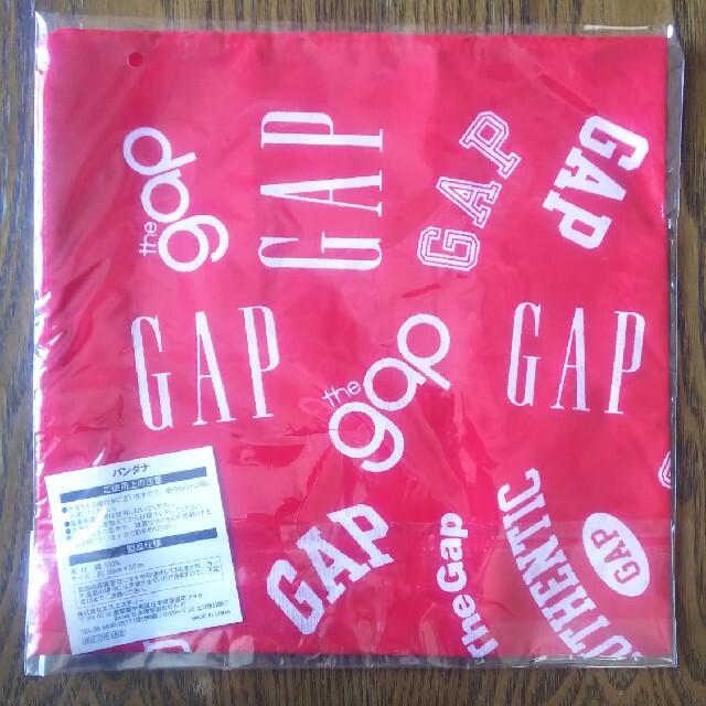 GAP(ギャップ)のtyga様専用【新品】GAP バンダナ レディースのファッション小物(バンダナ/スカーフ)の商品写真