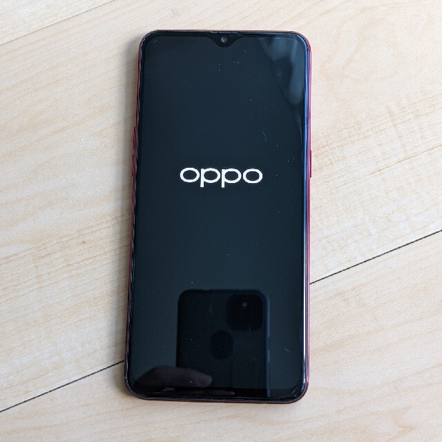 OPPO(オッポ)のOPPO R17neo レッド SIMフリー スマホ/家電/カメラのスマートフォン/携帯電話(スマートフォン本体)の商品写真