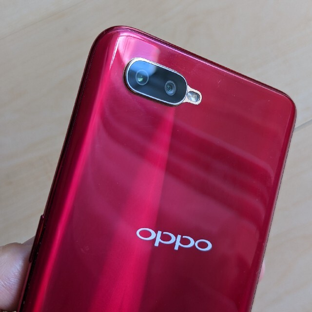 OPPO(オッポ)のOPPO R17neo レッド SIMフリー スマホ/家電/カメラのスマートフォン/携帯電話(スマートフォン本体)の商品写真