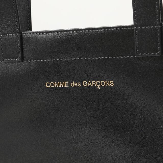 COMME des GARCONS(コムデギャルソン)の新品 コムデギャルソン トート レザー ブラック ロゴ HUGE LOGO レディースのバッグ(トートバッグ)の商品写真