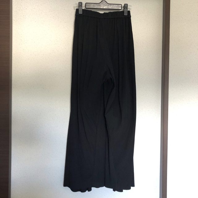 Yohji Yamamoto(ヨウジヤマモト)のKa na ta / pleates X pants black レディースのパンツ(カジュアルパンツ)の商品写真