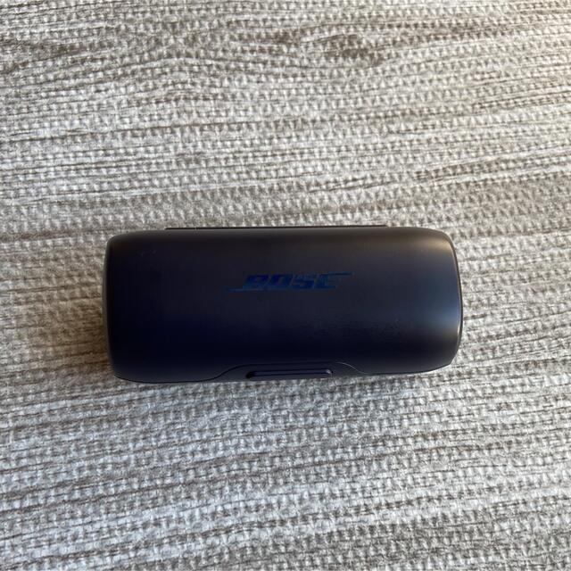 BOSE(ボーズ)の美品　BOSE SOUND SPORT FREE WIRELESS スマホ/家電/カメラのオーディオ機器(ヘッドフォン/イヤフォン)の商品写真