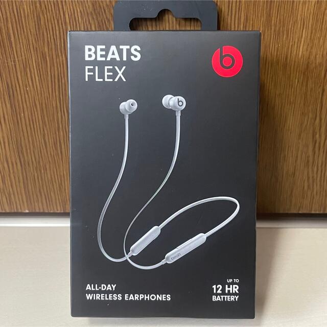 Beats FLEX イヤフォン スモークグレー MYME2PA - ヘッドフォン/イヤフォン