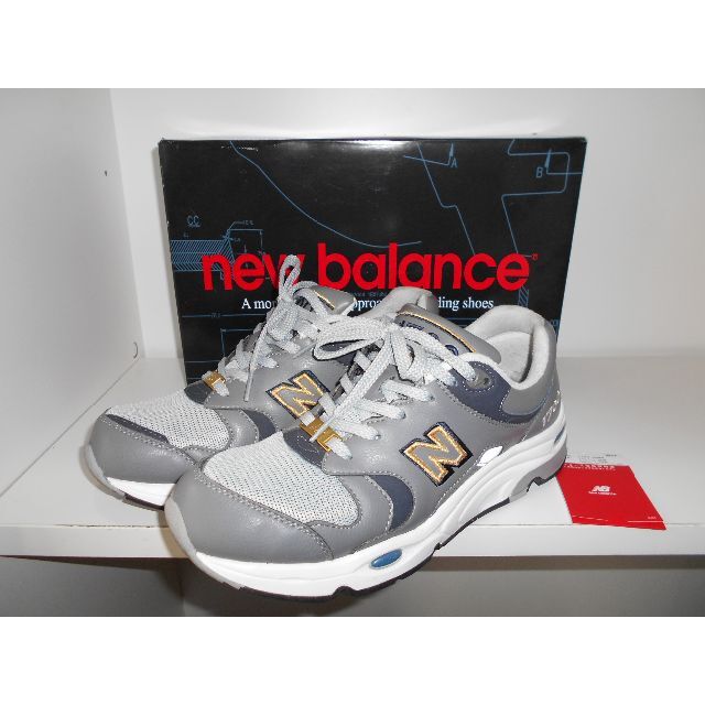 587013● NEW BALANCE CM1700NJ スニーカー