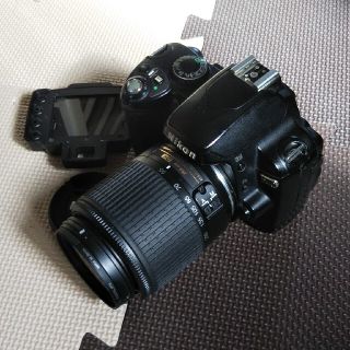 ニコン(Nikon)のニコンD40+AF-S 55-200mm 4-5.6G ED 動作品 傷あり(デジタル一眼)