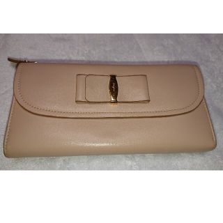 サルヴァトーレフェラガモ(Salvatore Ferragamo)のフェラガモ Ferragamo 長財布(財布)