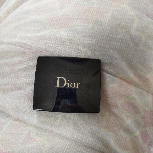 Dior(ディオール)のDiorスキン◆チーク新品同様 コスメ/美容のベースメイク/化粧品(チーク)の商品写真