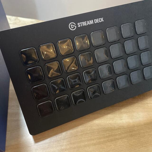 elgato STREAM DECK XL 使用3回 スマホ/家電/カメラのPC/タブレット(PC周辺機器)の商品写真