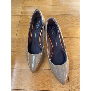 ロックポート(ROCKPORT)のロックポート　エナメルパンプス　美品(ハイヒール/パンプス)