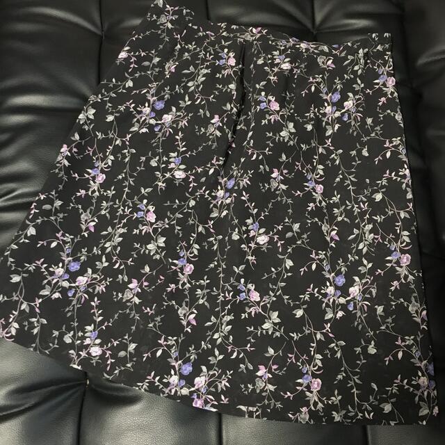 スカート　花柄　サイズM  日本製　透け感あり レディースのスカート(ミニスカート)の商品写真