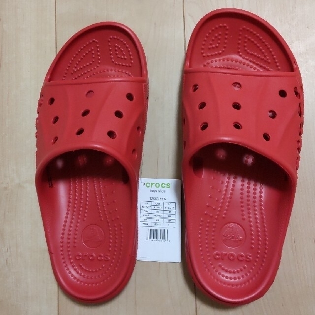 crocs(クロックス)の28cm クロックス crocs red 赤 新品未使用タグ付き メンズの靴/シューズ(サンダル)の商品写真