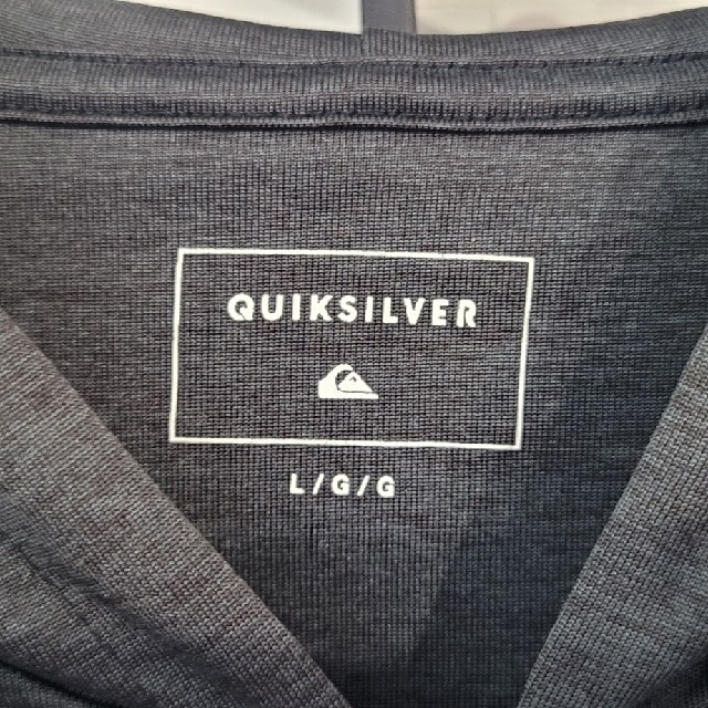 QUIKSILVER(クイックシルバー)のクイックシルバー QUIKSILVER フード付き ラッシュガード グレー メンズのトップス(その他)の商品写真