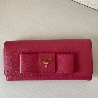 プラダ(PRADA)の【PRADA】サフィアーノ ピンク色 ／ ギャランティカード・箱付き(財布)