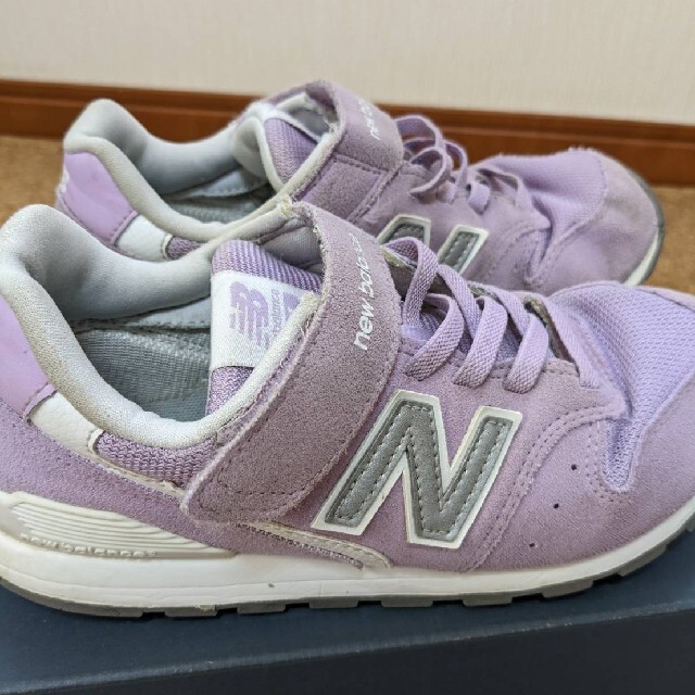 New Balance(ニューバランス)のニューバランス　996　キッズ　中古　size21.5cm  スニーカー キッズ/ベビー/マタニティのベビー靴/シューズ(~14cm)(スニーカー)の商品写真