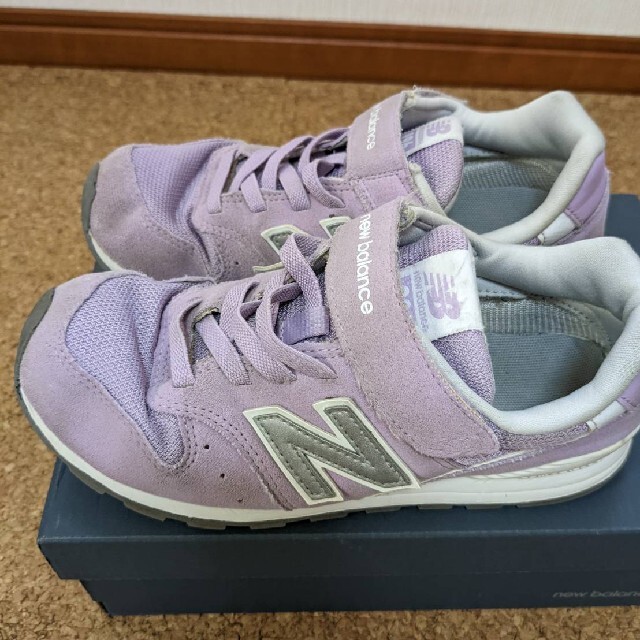 New Balance(ニューバランス)のニューバランス　996　キッズ　中古　size21.5cm  スニーカー キッズ/ベビー/マタニティのベビー靴/シューズ(~14cm)(スニーカー)の商品写真