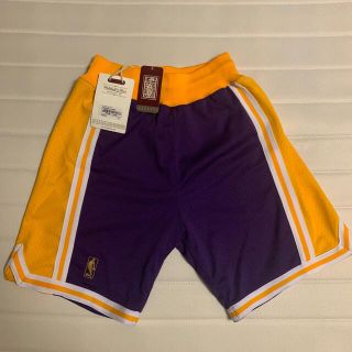 ミッチェルアンドネス(MITCHELL & NESS)のMitchell&Nessレイカーズ96-97バスパンSサイズ オーセンティック(ショートパンツ)