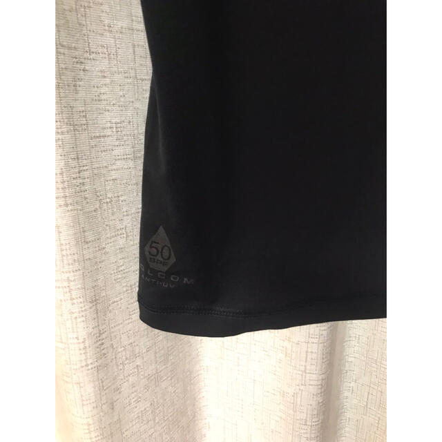 volcom(ボルコム)のボルコム　ラッシュガード半袖Mサイズ メンズの水着/浴衣(その他)の商品写真