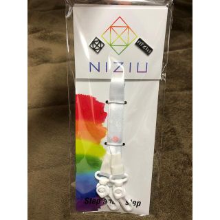 ニジュー(NiziU)のNiziU マスクピアス&マスクストラップセット(アイドルグッズ)