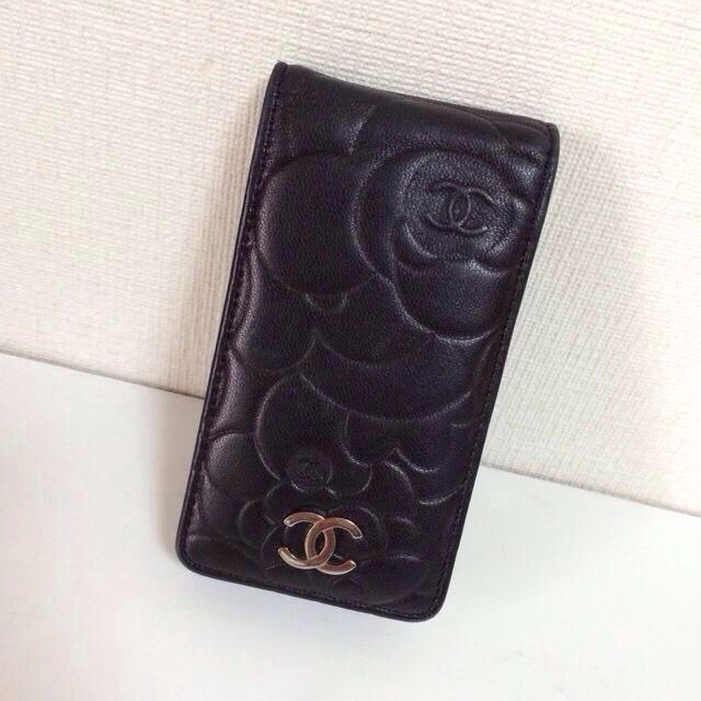 CHANEL♡カメリアiPhoneカバー