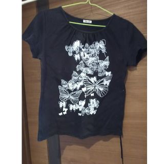 蝶プリント 黒 カットソー(Tシャツ(半袖/袖なし))