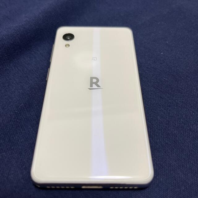 Rakuten(ラクテン)のRakuten Mini ホワイト スマホ/家電/カメラのスマートフォン/携帯電話(スマートフォン本体)の商品写真