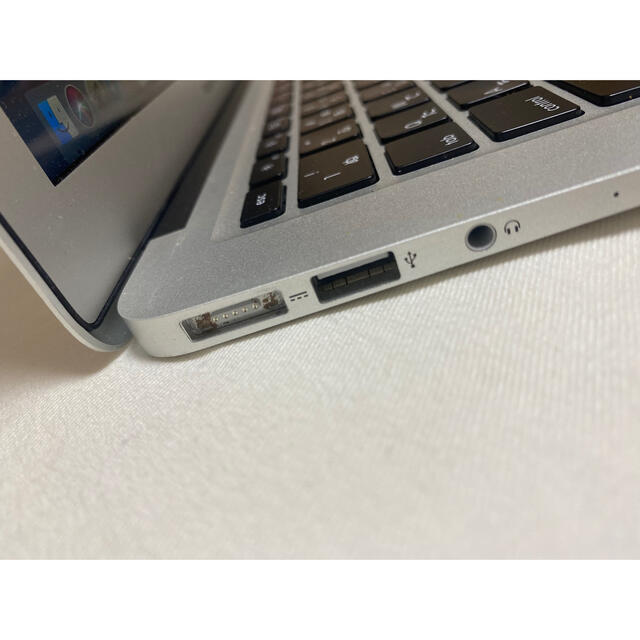 MacBook Air2017/13.3inc 8GB/256GB箱付き