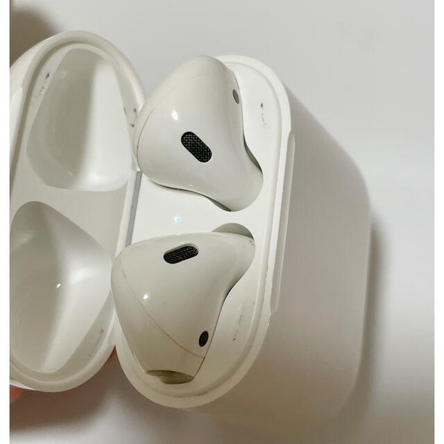 Apple(アップル)のApple 純正 AirPods 初代  スマホ/家電/カメラのオーディオ機器(ヘッドフォン/イヤフォン)の商品写真