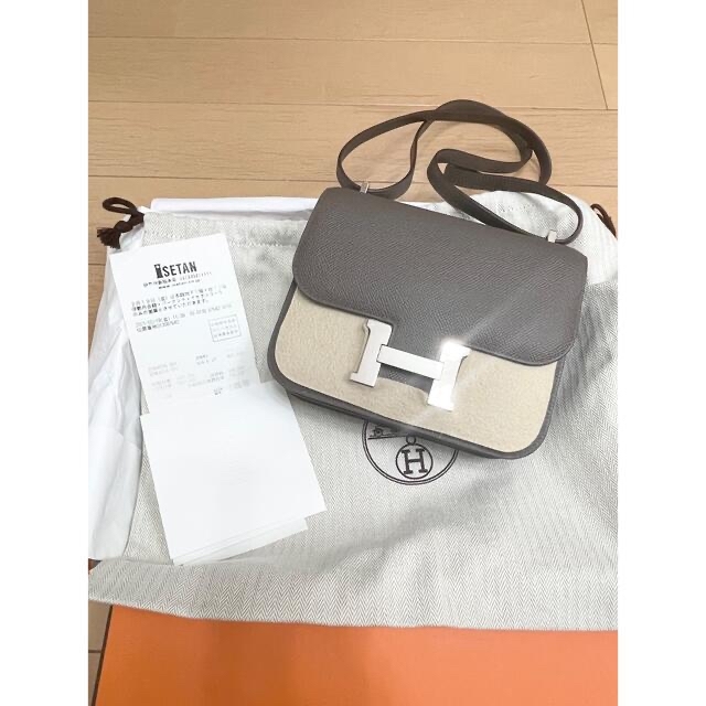 Hermes(エルメス)のエルメス　コンスタンスミニ シルバー レディースのバッグ(ショルダーバッグ)の商品写真