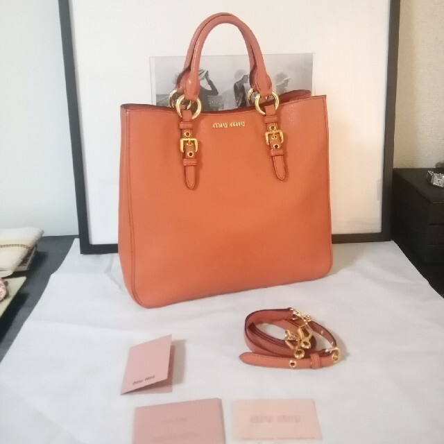 u - 美品。u マドラス 本革 ショルダー付き トートバッグの通販 's