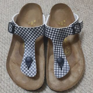 ビルケンシュトック(BIRKENSTOCK)のBIRKENSTOCK Papillio ギゼ 千鳥格子 トングサンダ23cm(サンダル)