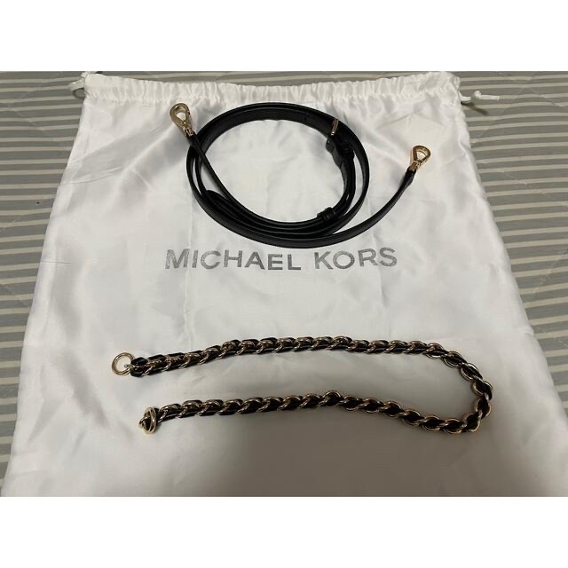 Michael Kors(マイケルコース)のMICHAEL KORS JET SET CHARM4in1ポーチクロスボディ レディースのバッグ(ショルダーバッグ)の商品写真