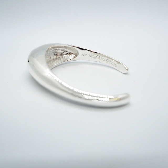 CLANE(クラネ)のCLANE  Nothing And Others PUDDLE BANGLE レディースのアクセサリー(ブレスレット/バングル)の商品写真