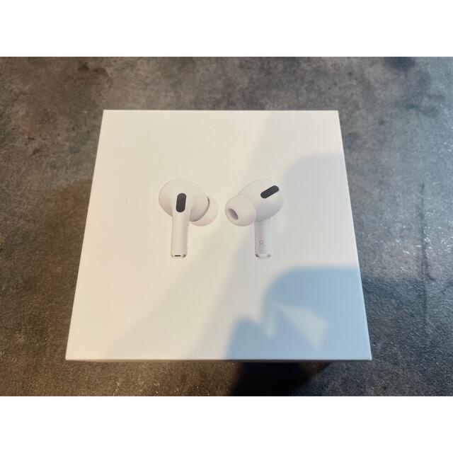 【naritah様専用】アップル AirPods Pro MLWK3J/A スマホ/家電/カメラのオーディオ機器(ヘッドフォン/イヤフォン)の商品写真