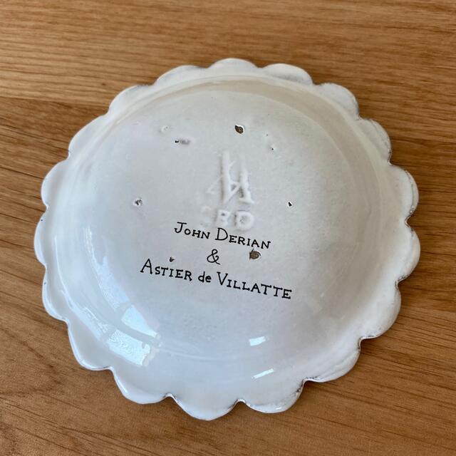 ASTIER de VILLATTE(アスティエドヴィラット)のAstier de Villatte⭐︎JOHN DERIAN ROSEソーサー インテリア/住まい/日用品のキッチン/食器(食器)の商品写真